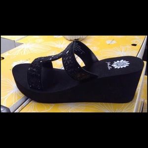 New Yellow Box Eastern style sandals